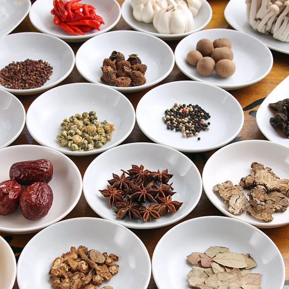 Spices such as chili peppers, Chinese peppercorns, and doubanjiang are essential to Sichuan cuisine. We import them directly from China. Enjoy the authentic taste of Sichuan!