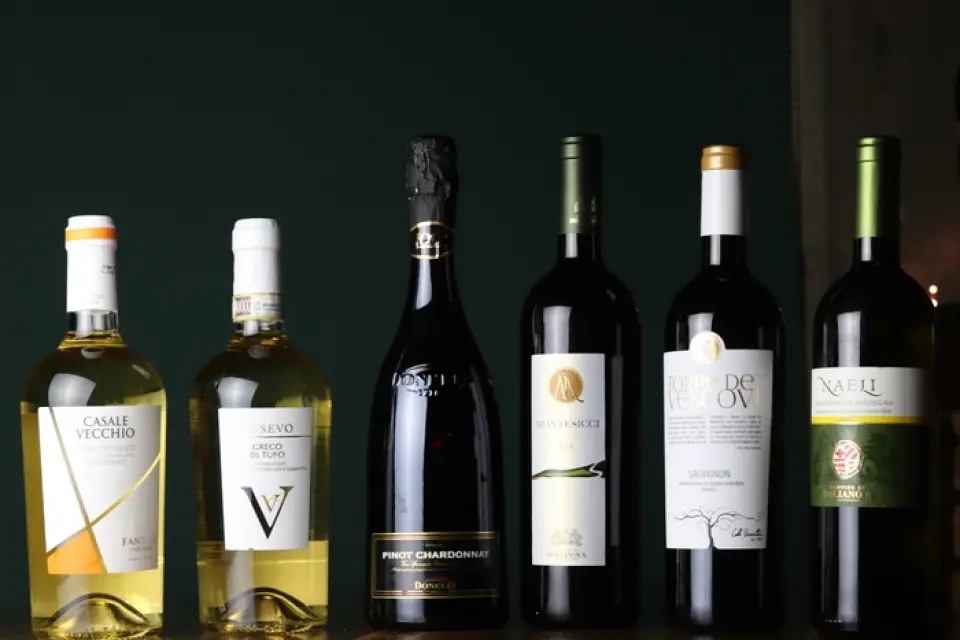 We offer a wide variety of wines, taking advantage of the grape varieties from each region of Italy, from the north to the south. Our wide selection ranges from affordable wines at 3,000 yen to special brands at 8,000 yen, and offers excellent value for money☆We offer prices that are approximately 30% lower than the market price in the city center. Wine by the glass starts at 620 yen! It's rare to find a place where you can enjoy Montepulciano d'Abruzzo by the glass at this price★Our original cocktails are also popular♪
