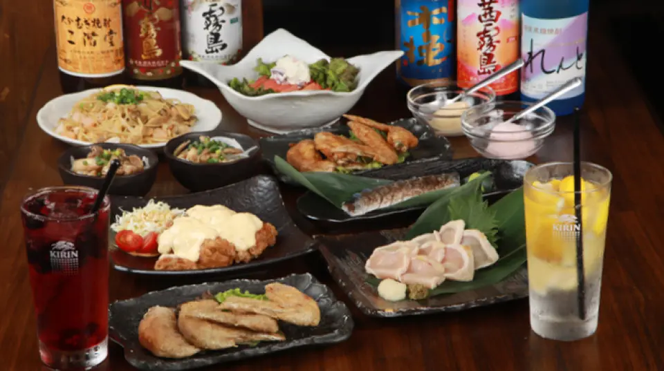In addition to chicken wings, please pay attention to our carefully selected dishes! In addition to chicken dishes such as "Chicken Nanban" and "Chicken Sashimi", we also offer a wide variety of seafood dishes and snacks. Some of the menu items are available for takeout, which is perfect for a home-cooked meal that is a little different from usual. For various banquets where you can have fun with a drink in hand, we recommend the great value all-you-can-drink course!