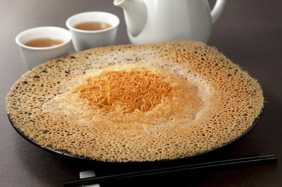 金浩特别！厨师最喜欢的菜品。这是我们的招牌炒面，热腾腾的红豆沙从酥脆的翅膀下露出来，您可以在嘴里享受各种口感。