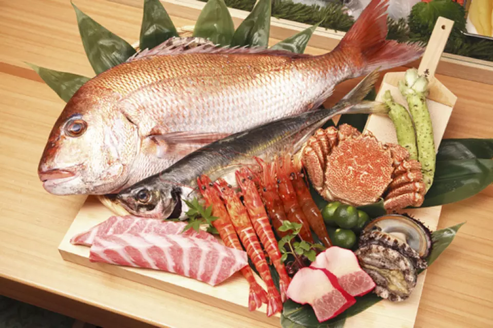 自開業以來，我們每天都生產「當天最新鮮的魚」。 。