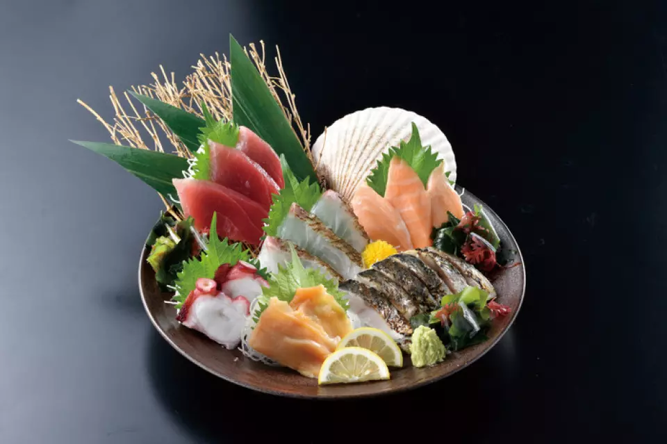 We offer assorted sashimi and various other types of sashimi★Fresh sashimi goes perfectly with alcohol♪Please enjoy delicious fish dishes such as sashimi, yukhoe, and sushi!