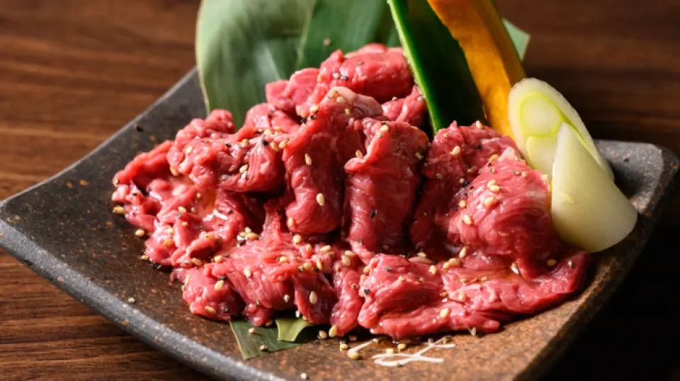 Our restaurant's proud premium course, which includes the finest cuts of lamb, beef tenderloin, beef tongue, and more, is an amazing 5,250 yen ⇒ 4,550 yen! From the type and taste of meat, snacks to vegetables, rice, and ice cream for the final course, there are plenty of new menu items and daily side dishes, for a total of 62 dishes ◎ In addition, the all-you-can-drink option includes more than 100 types of Sapporo Classic, seasonal fruit liqueurs, and various cocktails! You will feel happy with this luxurious course that will satisfy both your stomach and your heart! We definitely recommend this course!