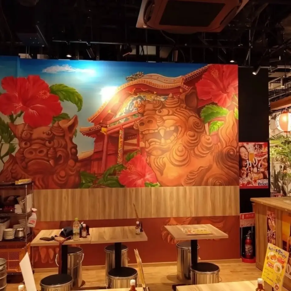 店内气氛温馨，让您仿佛来到了热带国家。您可以在店内度过愉快的时光，心情也会变得明亮。大型聚会、私人预订、布置等事宜请随时与我们联系请求。