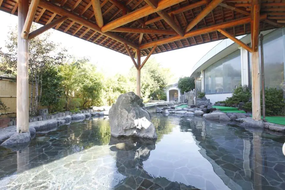 天然溫泉氣樂坊女子露天浴池