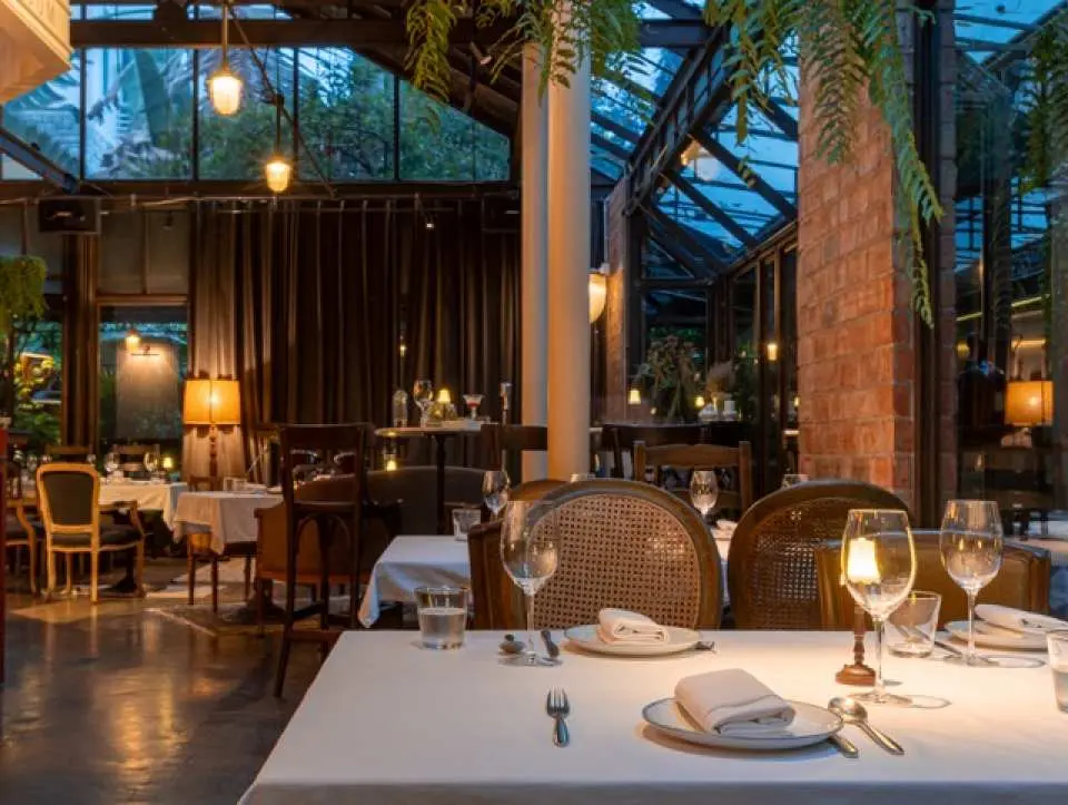 Experience the perfect blend of contemporary design and delicious food in a warm atmosphere