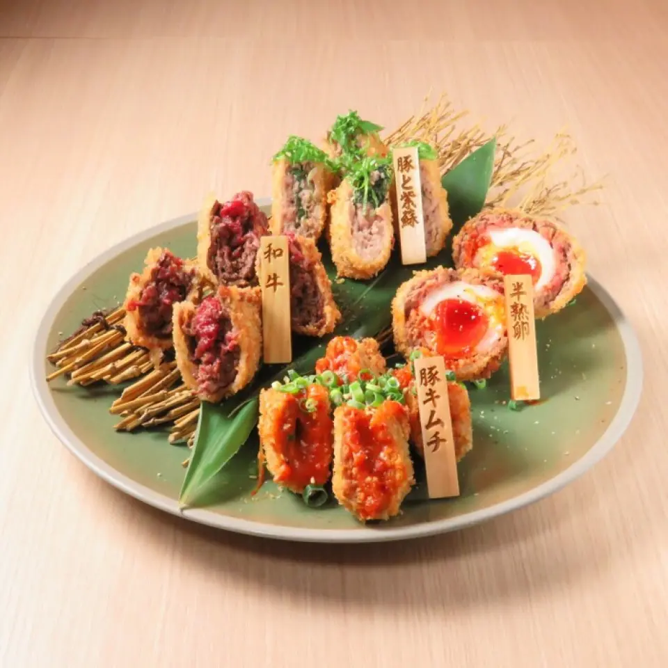 We cook the meat at its most delicious at that time. Welcome to "Nikuzawa" where you will discover something new every time you come! All of our special dishes are original and handmade! Please check the menu on the blackboard in the store for recommendations♪