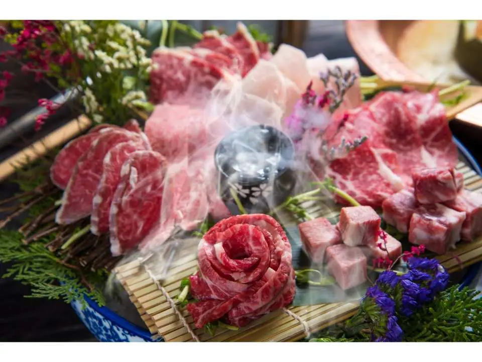 大滾友牛肉拼盤 (大)