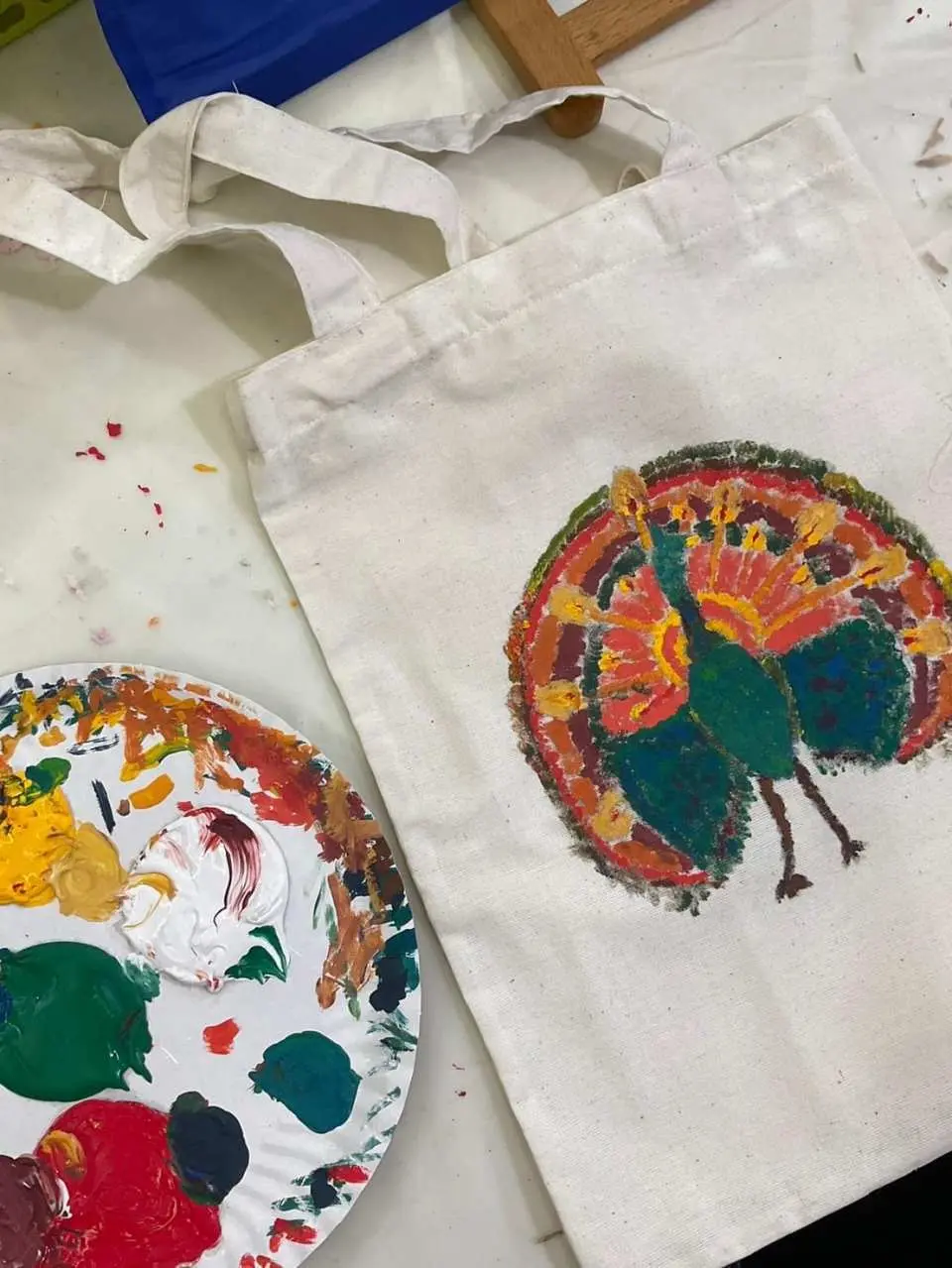 Transform a simple fabric tote into a personalized work of art in the workshop.