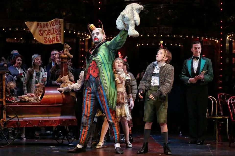 Đắm chìm trong câu chuyện hấp dẫn của La Bohème