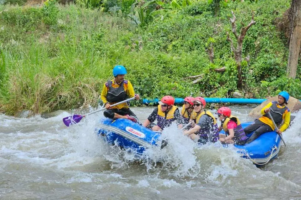 Get ready for an adrenaline-pumping experience with 5km of white-water rafting!