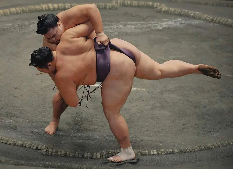 Watch the May 2025 Sumo Championships