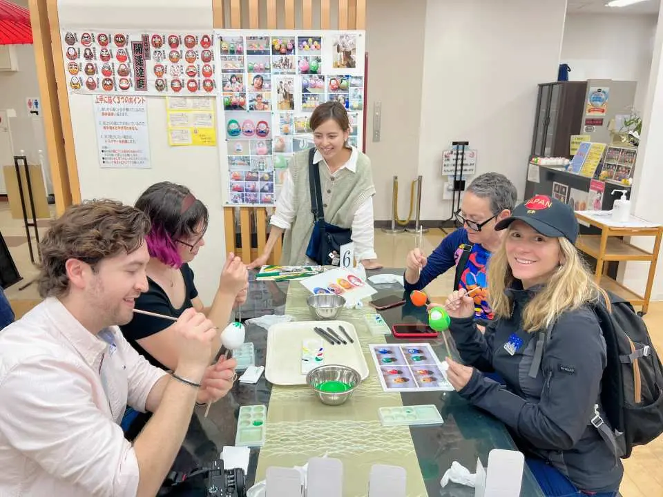 達摩娃娃的畫作