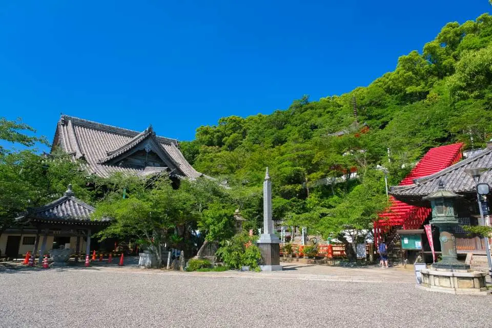 纪三井寺（停留时间：约 60 分钟 ）　※不包含缆车费用，如欲搭乘缆车需要自行付费