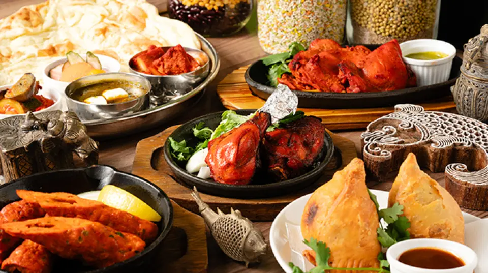We offer course meals that are perfect for banquets and parties. You can choose from 3 to 4 different plans to suit your tastes and the occasion. Each plan can be added with an all-you-can-drink option, so you can enjoy our signature dishes with your drinks! For birthdays and anniversaries, we can also prepare a dessert platter with a message. We also recommend it for private parties and group gatherings.