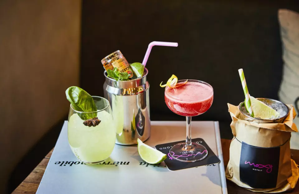 Happy hour, with a wide variety of drinks, is held from 16:00 to 19:00! We have a wide range of drinks available, including happy hour exclusive menus and about 20 types of whiskey. Please enjoy your favorite drink. We also have an all-you-can-drink option.