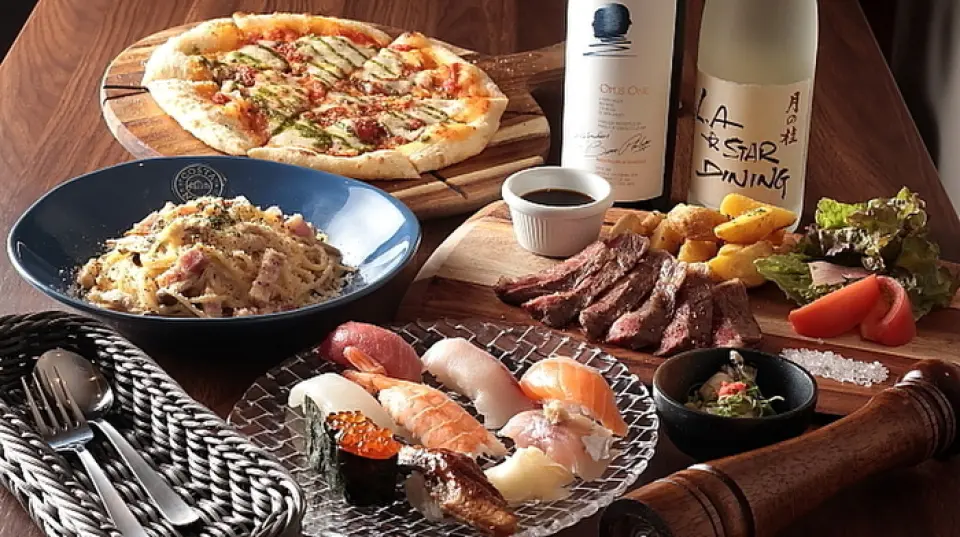 本店也是位于锦市场的“Sushi Shin”的分店，您可以在美式氛围中品尝正宗的江户前寿司，这里独具特色。我们还提供烧烤等丰盛的加州美食以及意大利面和披萨等意大利美食！您可以在我们的套餐菜单中同时享用寿司和美式菜肴，享受独特的用餐体验，也可以从我们的点菜菜单中进行选择。