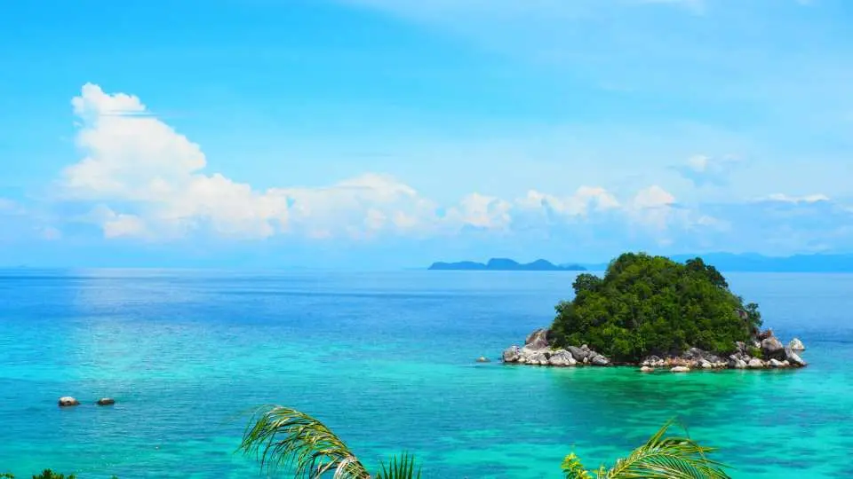 烏森島浮潛