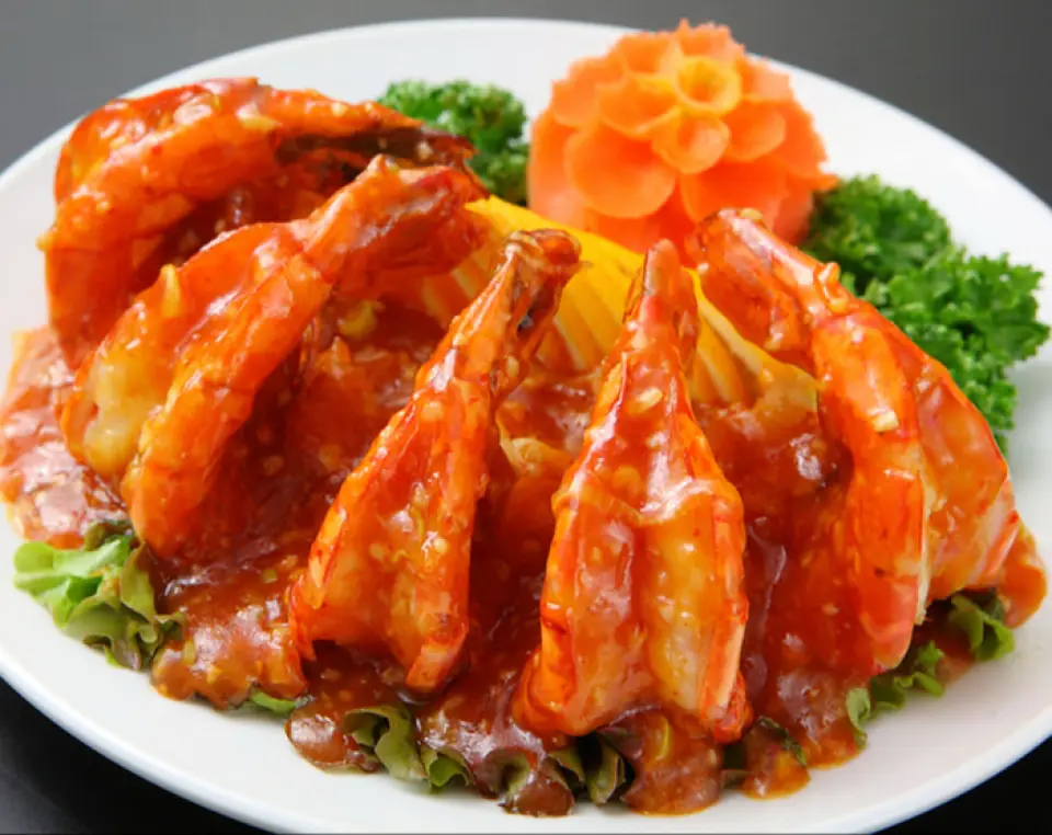 从前菜开始，辣酱虾，蛋黄酱虾，特制麻婆豆腐，煎饺，虾仁炒饭，以及今天的甜​​点...这个套餐可以让您享受大量的虾作为主菜◎包含2小时无限畅饮，菜单上有45种饮料。接受三人或三人以上的团体预订。请来享用我们美味的食物和饮料！