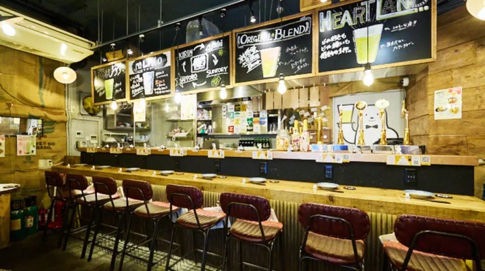 The counter seats are equipped with spots for beer lights, making it popular with women who use social media on a daily basis. It is also perfect for solo diners or dates. We also accept reservations for private parties of 16 or more people, and can be used for a wide range of occasions, including company banquets and parties. Enjoy a fun time in a stylish space.