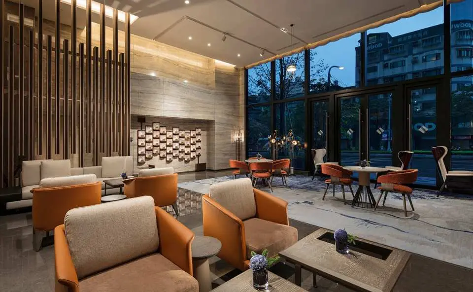 Dining environment