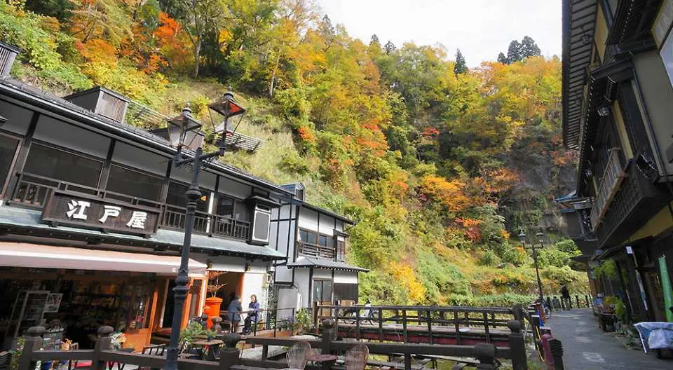 Ginzan Onsen, known as Japan's most dreamy hot spring town, is located in Obanazawa City, Yamagata Prefecture, and is one of the secret paradises in the hearts of Japanese travelers.
