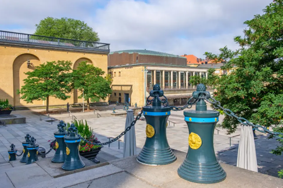 【照●哥特堡Gothenburg〉照●哥塔廣場Gotaplatsen〉照●哥特堡歌劇院Gothenburg Opera〉Helsinborg-渡輪-Helsingor〉照●克倫波古堡Kronborg〉照●斐德烈克古堡Frederiksborg Castle〉40公里〉哥本哈根】
