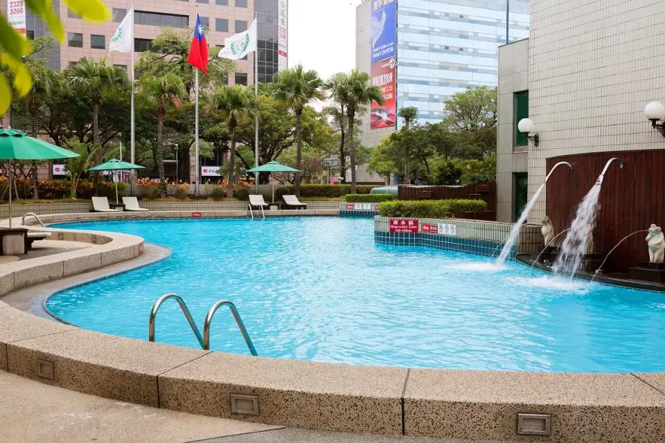 Evergreen Laurel Hotel Taichung & Round Trip High Speed Rail Ticket｜High Speed Rail Holidays