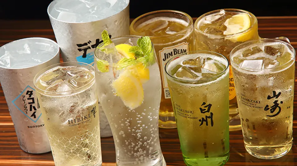 We have a wide range of drinks on the menu, including sake, shochu, wine, and Japanese whiskey. We have over 20 types of lemon sours, from light to more traditional, with a sweet and sour taste! Enjoy your favorite drink to go with your meal.