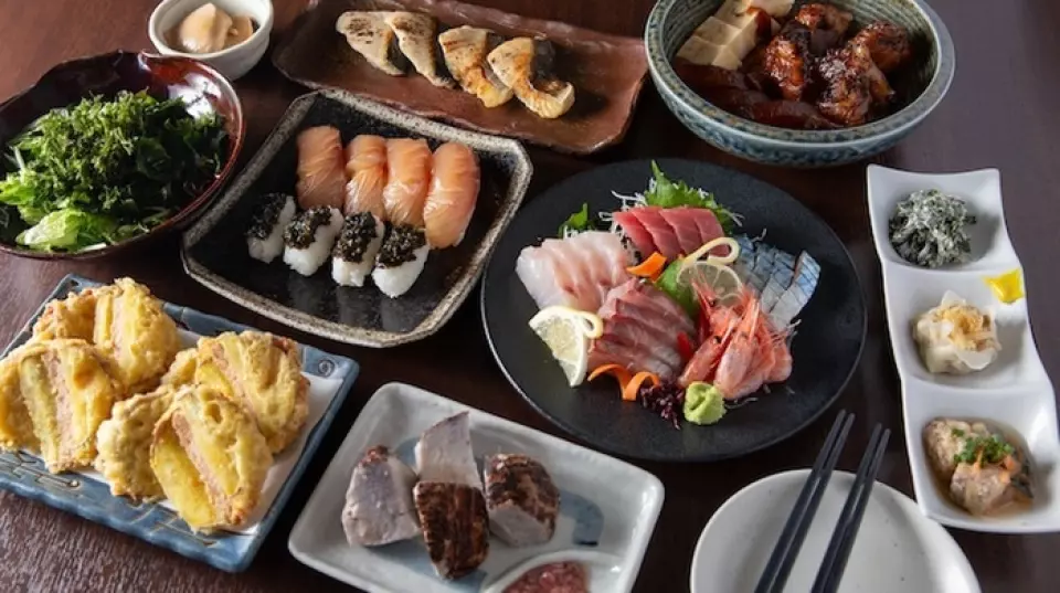 We can prepare courses according to your budget and requests. We can also accommodate private bookings and group banquets, so it is recommended for corporate banquets and large gatherings. ◎ For groups of 20 or more, we can also accommodate reservations for the entire floor, so please feel free to contact us.