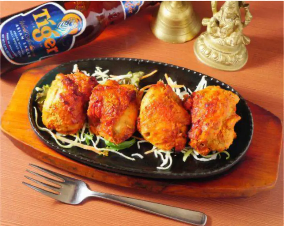 Our dinner menu has a wide variety of items, from a la carte to set meals. You can enjoy chicken and salads that go perfectly with alcohol after work. The most recommended dish is the biryani, with its appetizing aroma of spices. We also have a couple's set, so please enjoy a special time together.