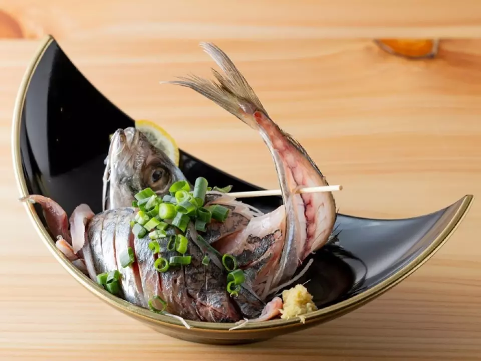 In addition to tuna, we are also proud of the wide variety of fresh fish sashimi delivered directly from the Miura market. We offer seasonal flavors such as horse mackerel, local octopus, and squid depending on the day's stock. The photo shows the "horse mackerel sashimi" on a certain day. Come and enjoy the different ingredients you will encounter each day ◎