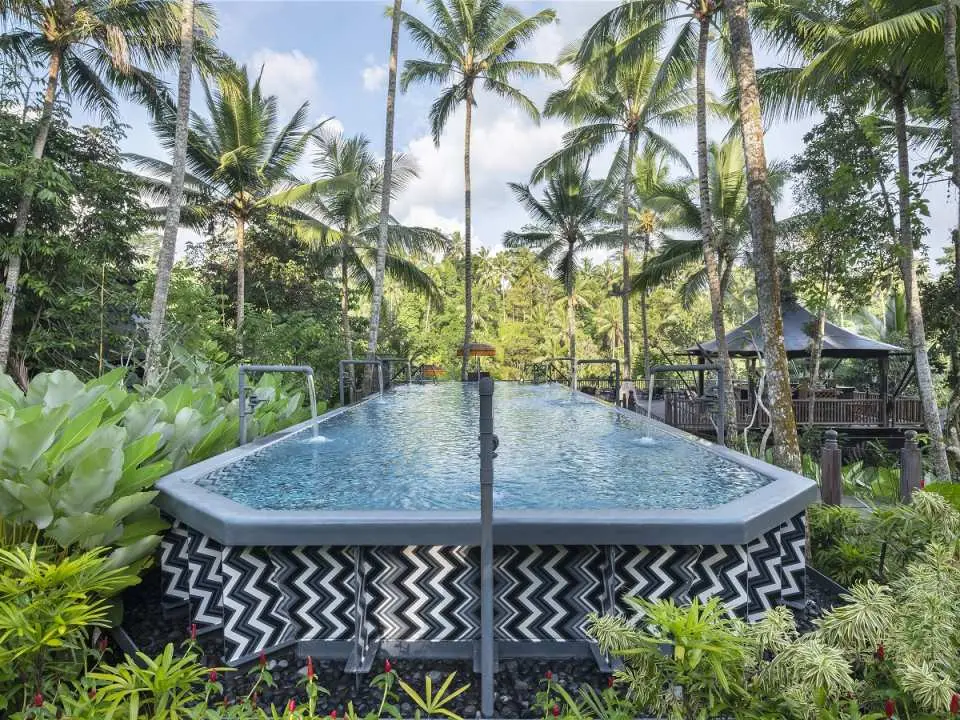 outdoor swimming pool