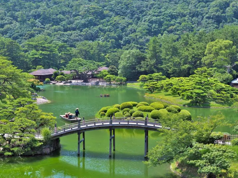 日本國家特別名勝 — 栗林公園