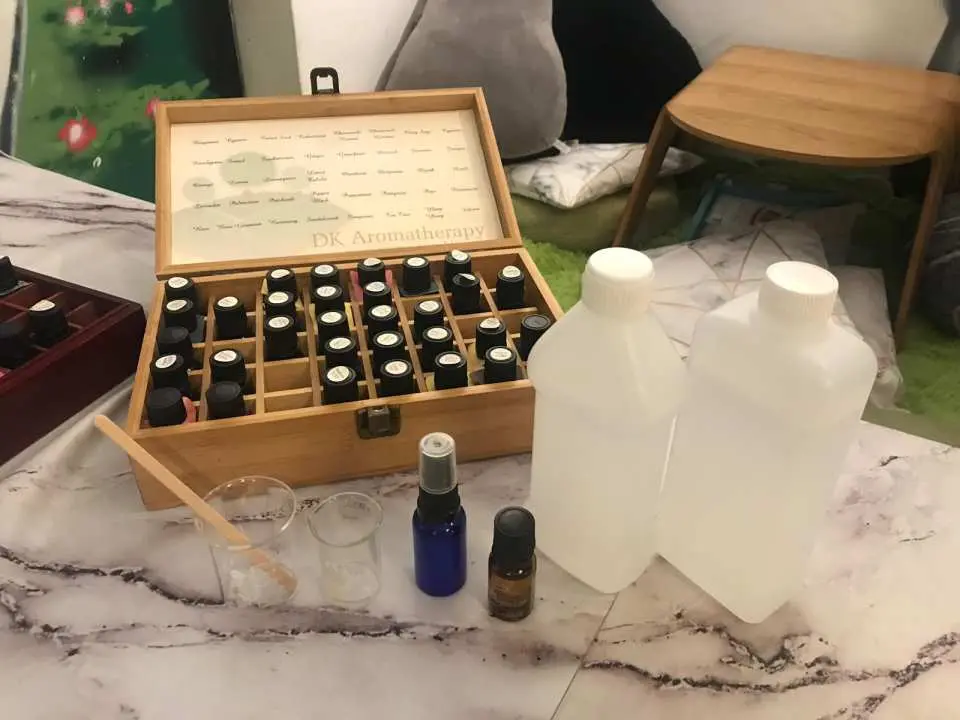 課堂可認識香薰抗菌的方法，介紹精油對抗菌的功效