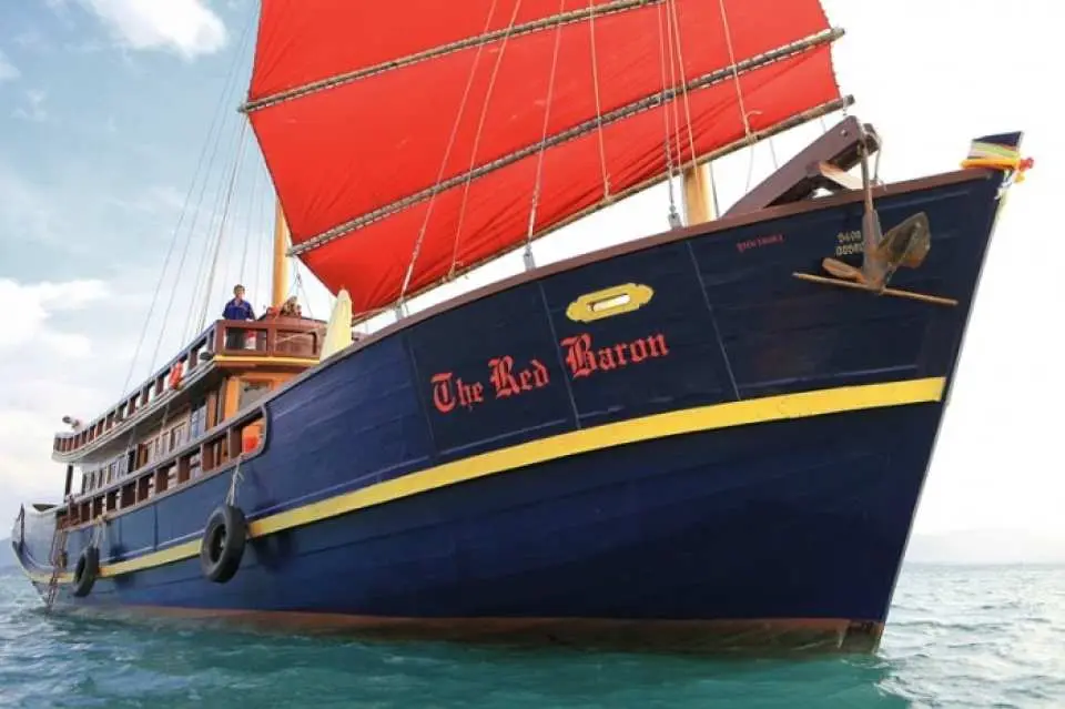 เรือสำเภา The Red Baron