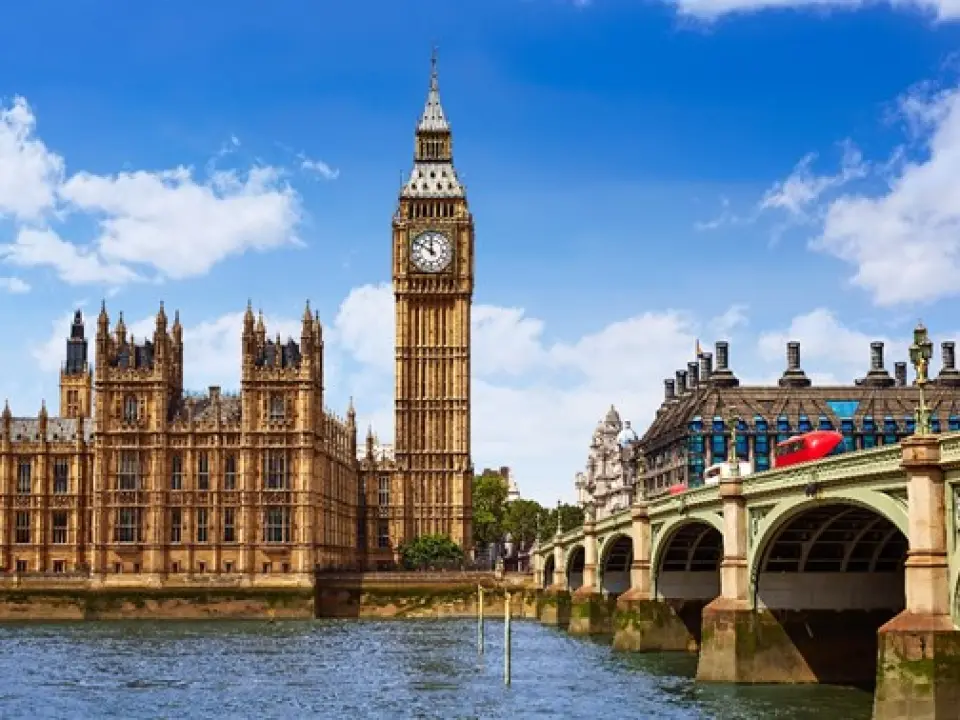 【倫敦London〉國會大樓Houses of Parliament〉照●大笨鐘Big Ben〉照●西敏寺Westminster Abbey〉照●白金漢宮Buckingham Palace〉車●倫敦塔橋Tower Bridge〉入●泰晤士河遊船River Thames City Cruise〉入●大英博物館British Museum】