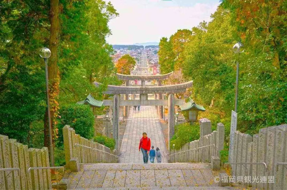 【照●宮地嶽神社〉照●唐戶市場〉照●假日限定~活力十足『馬關街』〉照●門司港懷舊散策：門司港車站、舊門司稅關、舊三井俱樂部、海峽廣場〉入●皿倉山纜車(日本新三大夜景)〉門司港彩燈節〉北九州】