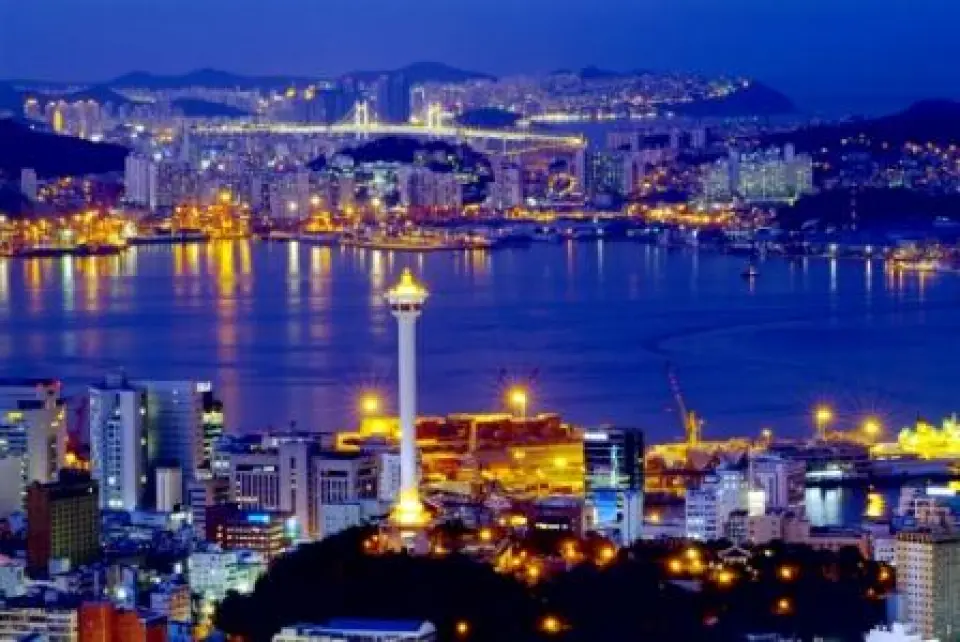 【高雄/釜山〉照●富平罐頭夜市】