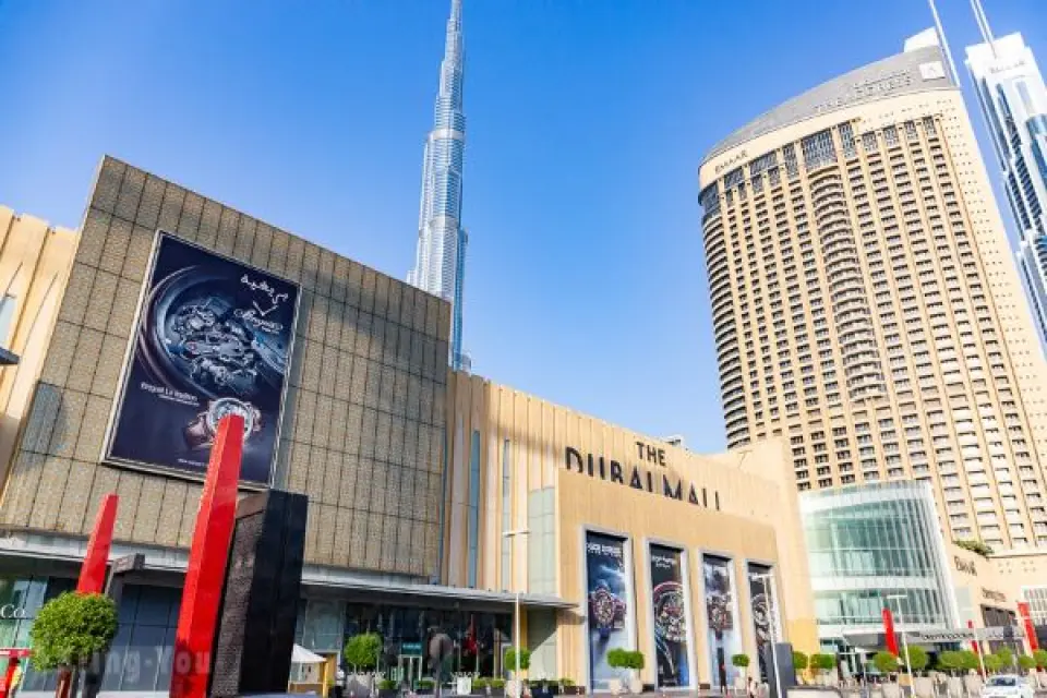 【杜拜〉入●帆船飯店體驗Inside Burj Al Arab〉入●登哈里發塔124層觀景台+高速電梯Burj Khalifa〉照●杜拜音樂噴泉Dubai Fountain〉照●杜拜購物中心Dubai Mall〉機場】