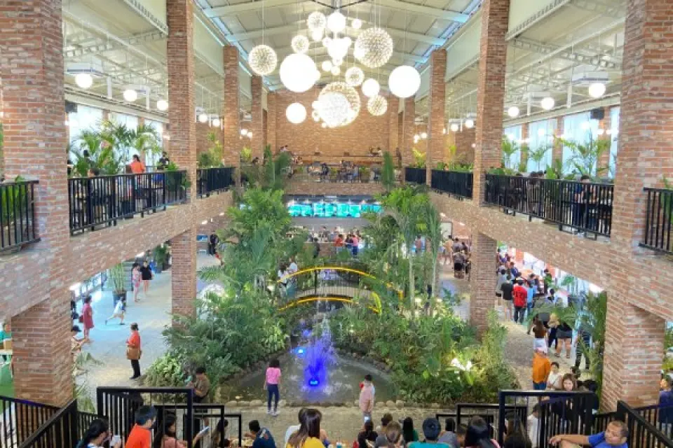 【克拉克〉入●SM CITY CLARK 購物廣場〉入●克拉克空軍公園Air Force City Park〉入●最夯網紅咖啡廳Lala Garden(贈送韓式麻花甜甜圈+飲品一杯)〉克拉克／桃園】