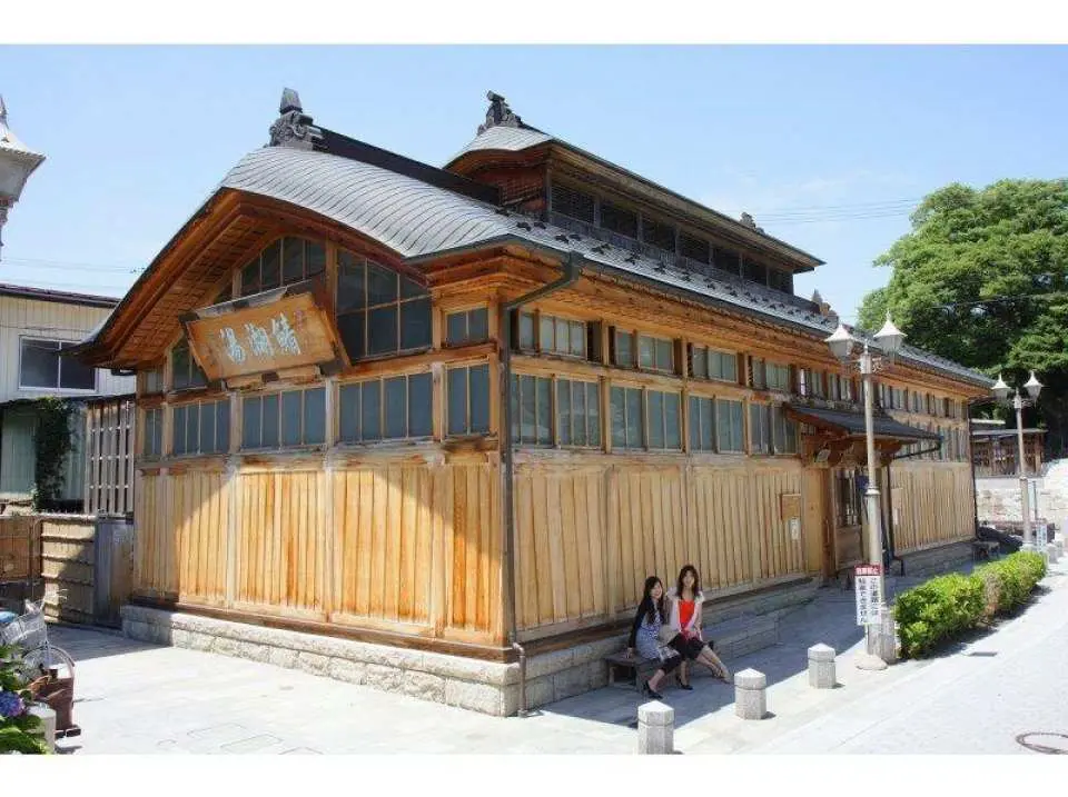 Tohoku's largest hot spring resort town