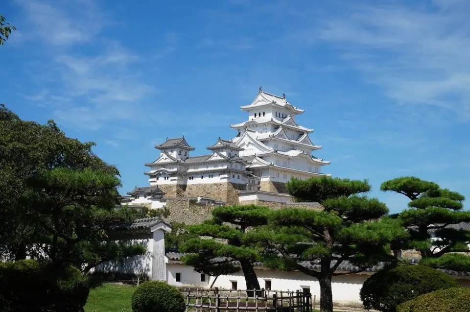 【入●姬路城(含上天守閣)〉入●光伸免稅商店〉入●心齋橋(自由活動)】