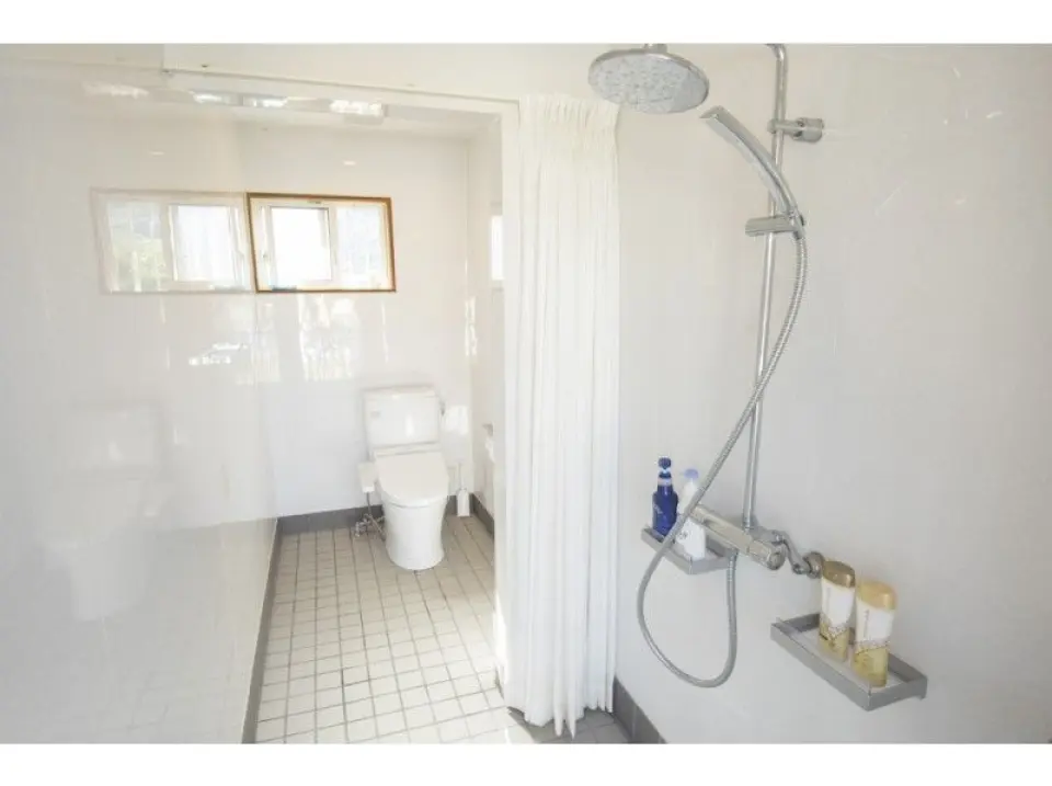 濡れた身体のまま使えるトイレも完備