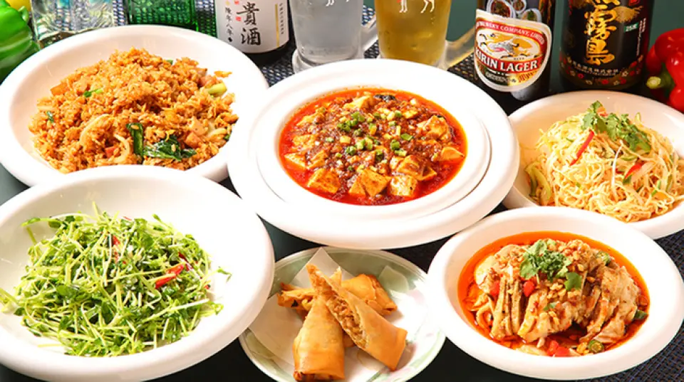 Our proud 90-minute all-you-can-eat and all-you-can-drink plan is excellent value at just 3,850 yen! You can enjoy your favorite dishes, including appetizers, hot dishes, and main dishes, all seasoned with authentic flavors. We can also provide portions according to the number of people, so you can order a wide variety! This plan is sure to leave you very satisfied, so please take advantage of it!