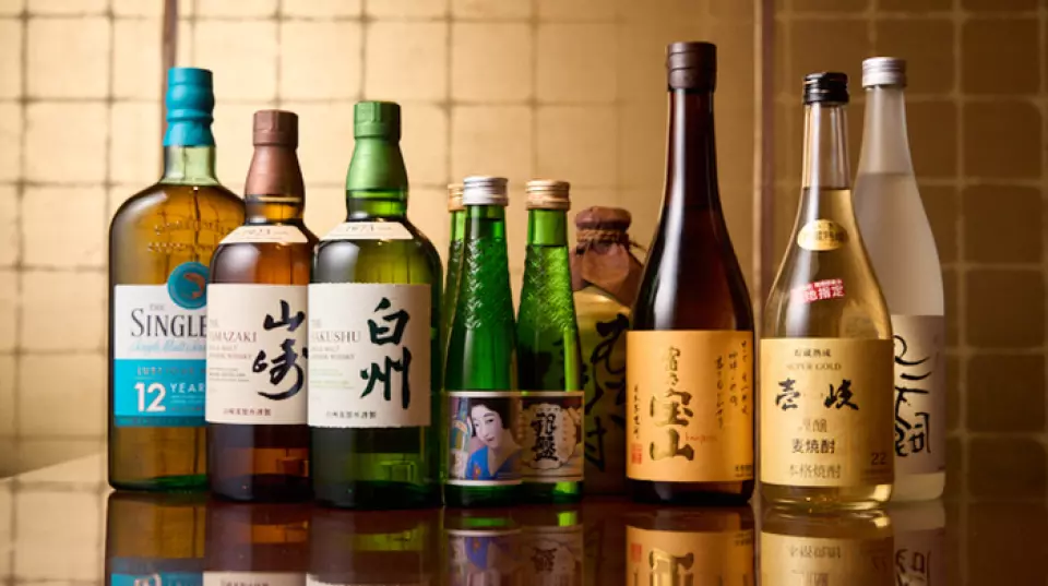 Chúng tôi có nhiều loại đồ uống, bao gồm bia, rượu sake, shochu, cocktail, rượu vang và nước ngọt. Chúng tôi cũng có nhiều loại shochu lúa mạch Nagasaki. Chúng tôi cũng cung cấp các loại "trà tốt cho sức khỏe" và "cocktail trà tốt cho sức khỏe". Chúng tôi có thể phục vụ đồ uống thỏa thích theo yêu cầu, vì vậy đừng ngần ngại liên hệ với chúng tôi.