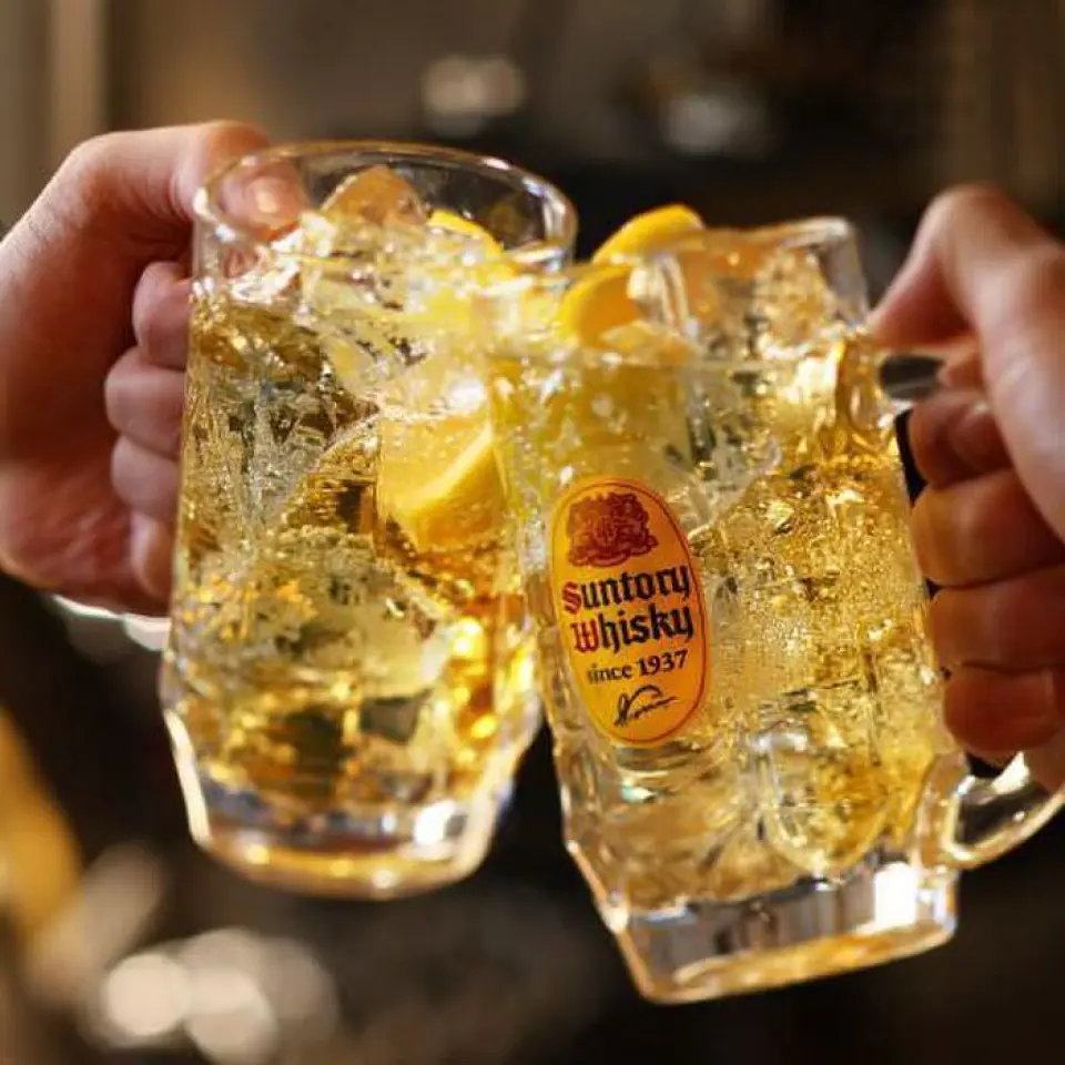 【限時優惠活動進行中】朝日生啤暢飲僅需280日圓（不含稅）！此外，清爽的檸檬酸啤酒也只要199日圓（不含稅）即可享用，超值優惠！無論是下班後小酌一杯，或是與朋友聚會，都是絕佳選擇！千萬不要錯過這次機會，特價活動限時限量供應。