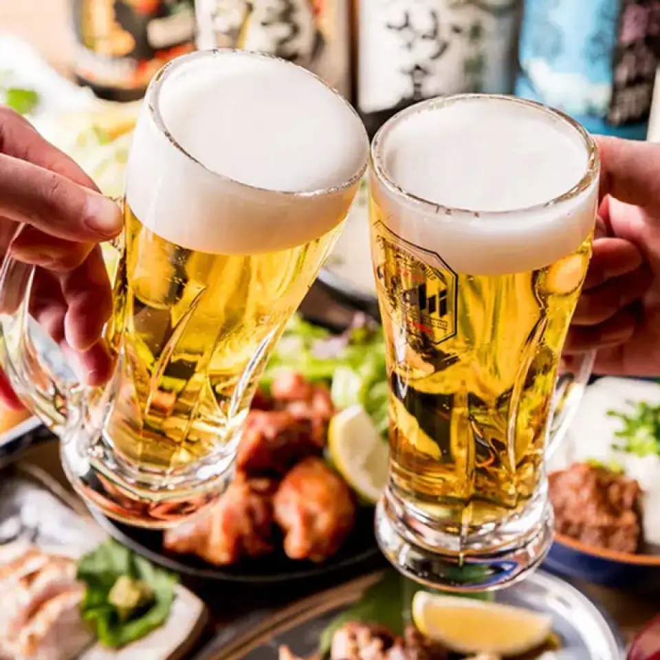 限時供應！現場加購飲品生啤酒！原價2,980日圓，現價1,980日圓！如果您想單點菜餚，我們推薦您選擇單點現場加購飲品套餐！您也可以現場加購飲品。此套餐包含2小時現場加購飲品暢飲生啤酒！盡情享用我們種類豐富的飲品和創意十足的日式料理吧！