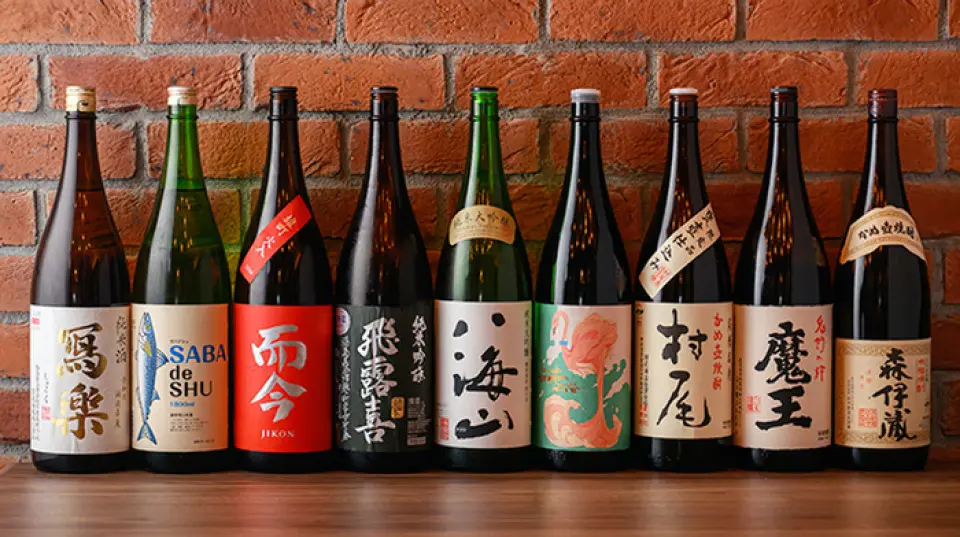 We offer around 10 types of sake and shochu sourced from all over Japan, including some that change daily. You can enjoy not only the classics but also rare drinks.