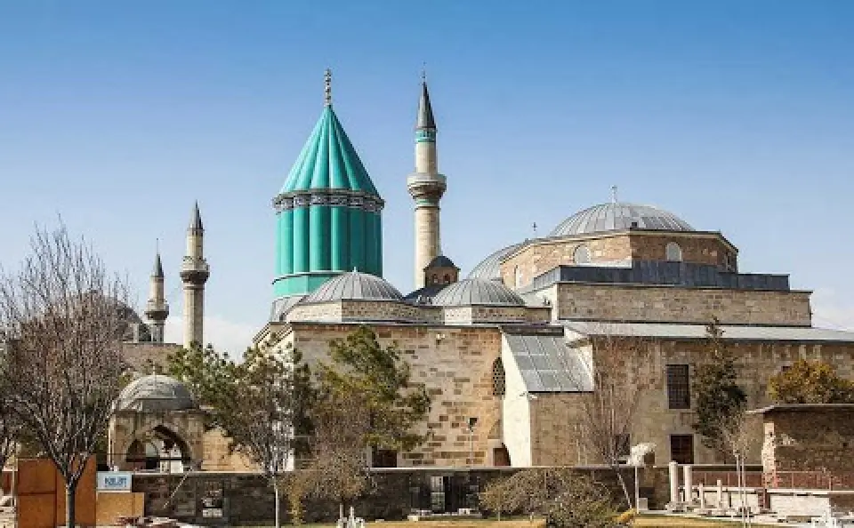【卡帕多奇亞〉243公里〉孔亞〉入●古驛站Sultanhani Kervansaray〉入●梅夫拉納博物館Mevlana Museum】
